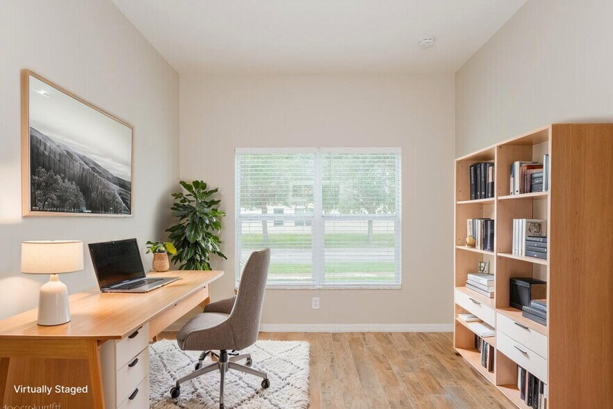 Building Photo - 904 Parker Den Dr