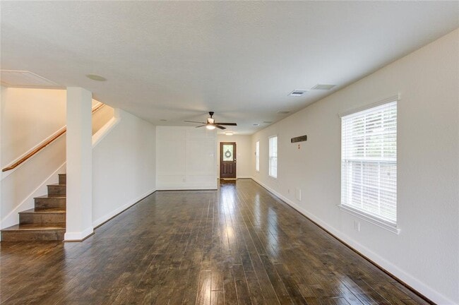 Building Photo - 18503 Fair Grange Ln