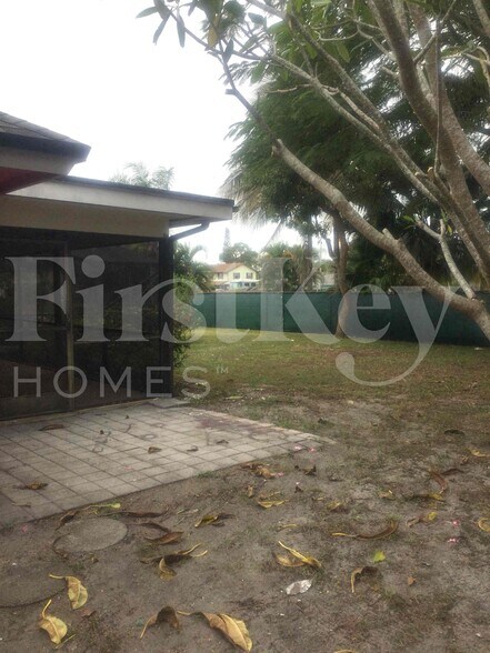Building Photo - 132 Santander Ct