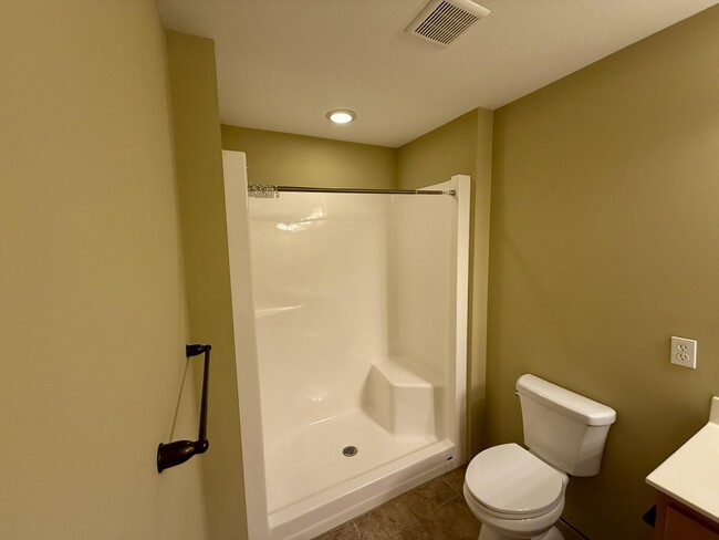 Building Photo - 101 Ulster Dr