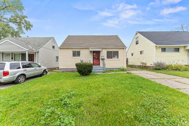 Building Photo - 4176 E 148th St