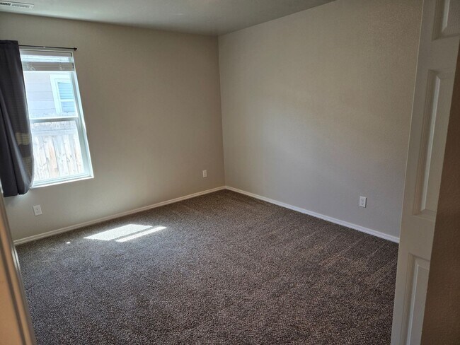 Building Photo - Charming & Modern Single-Family Home in Meridian - Welcome home!