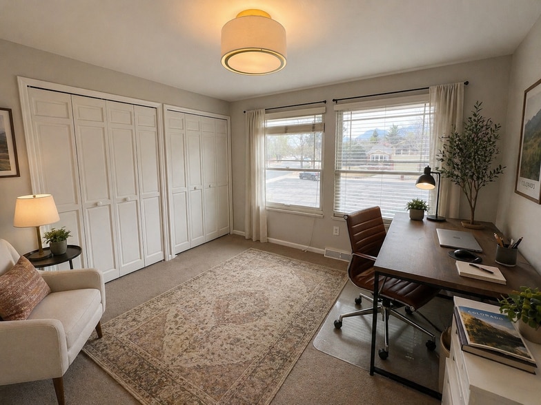 2nd bedroom w flatiron Views! - 4303 30th St