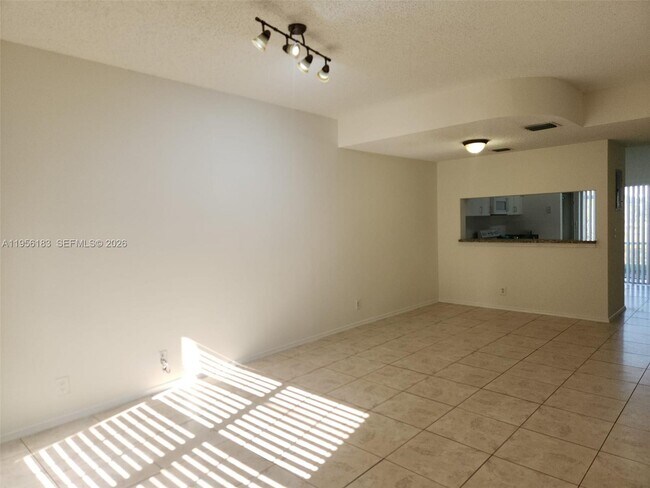 Building Photo - 289 Duval Ct