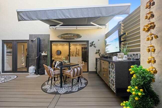 Building Photo - 1605 S US Hwy 1