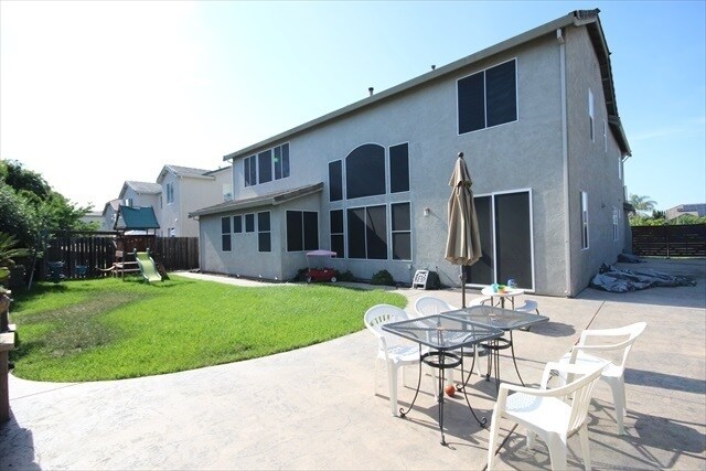 Building Photo - Gorgeous Home In the Desired Chesapeake Neighborhood