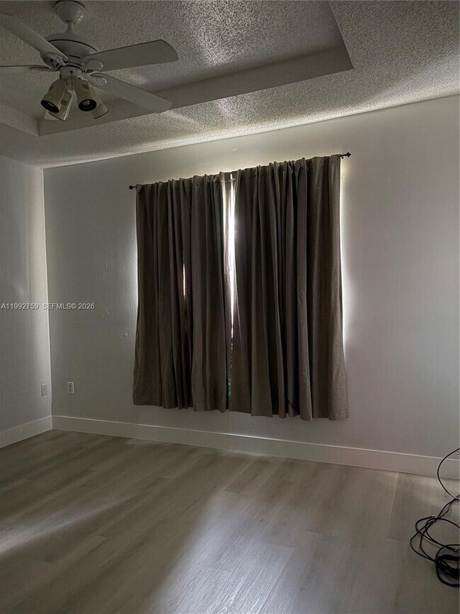 Building Photo - 2281 NE 42nd Ave