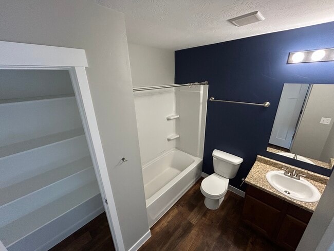 Building Photo - 14369 S Oakfield Way