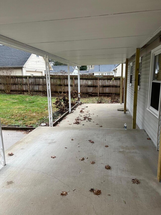 Building Photo - 1659 Strader Dr