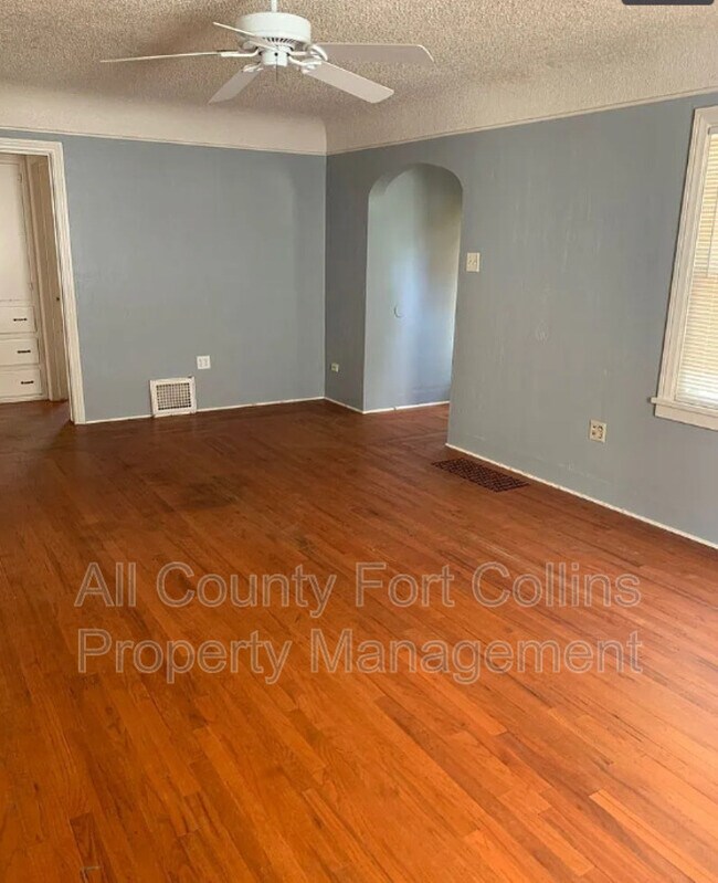 Building Photo - 1405 15th Ave