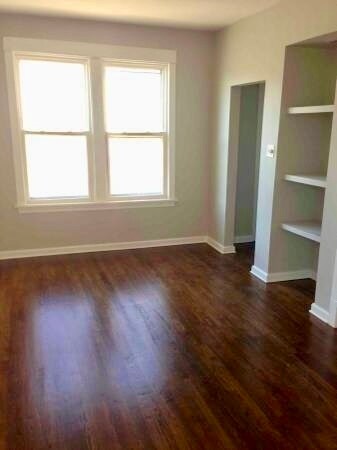 Building Photo - 1701 N Maplewood Ave