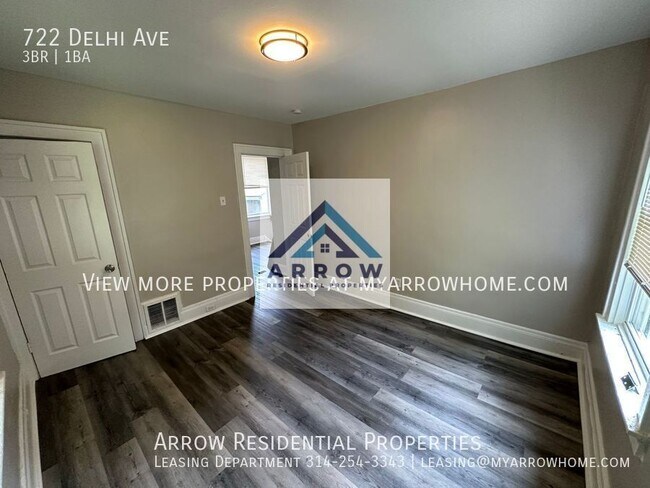 Building Photo - 722 Delhi Ave