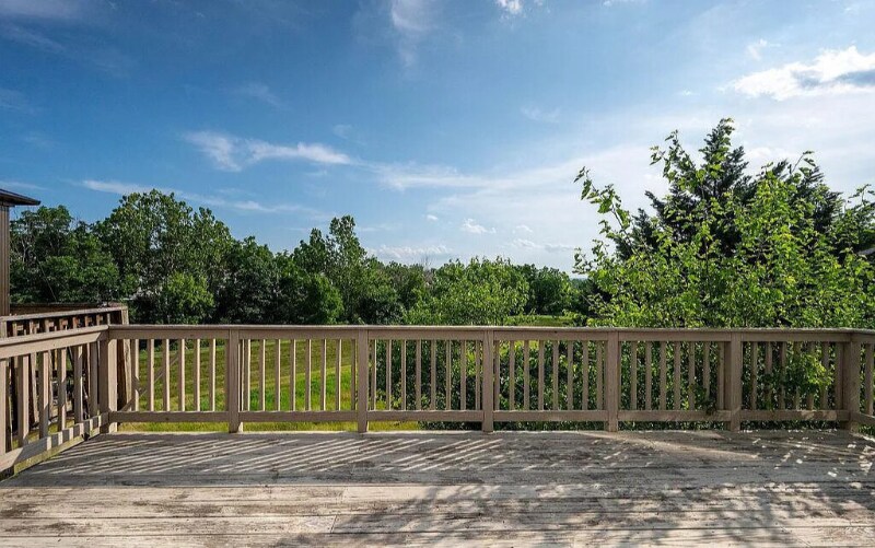 Building Photo - 62 Brookview Ln