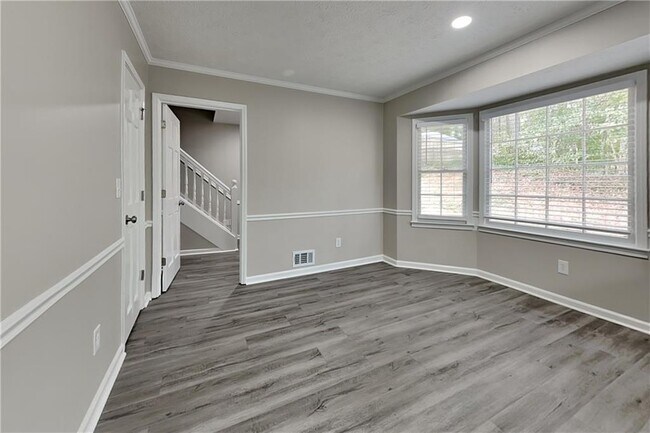 Building Photo - 1844 Skyland Glen Dr
