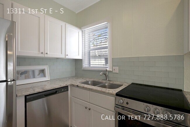Building Photo - 13311 1st St E