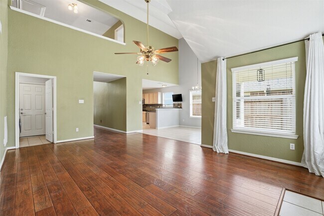 Building Photo - 326 Wild Bird Dr