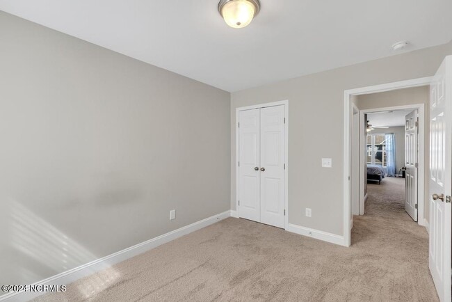 Building Photo - 361 S Stingray Ln