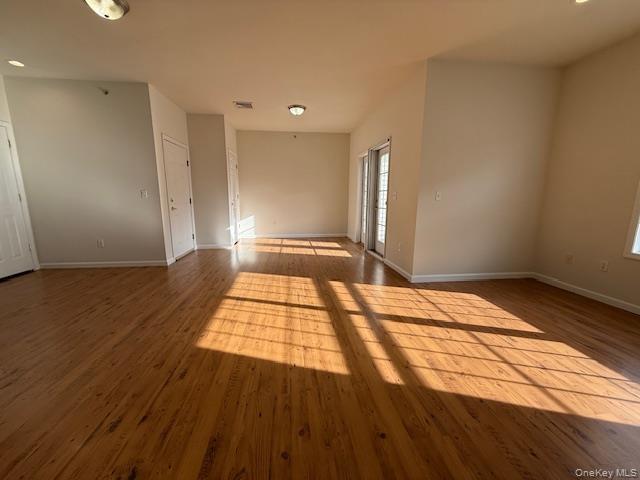 Building Photo - 5 Corey Rd