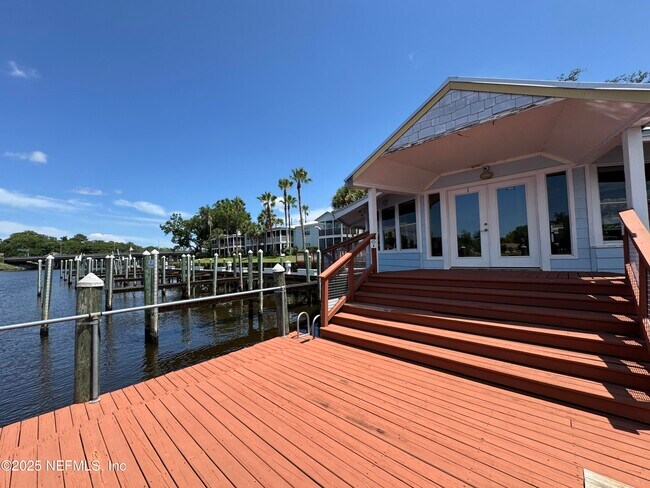 Building Photo - 3434 Blanding Blvd