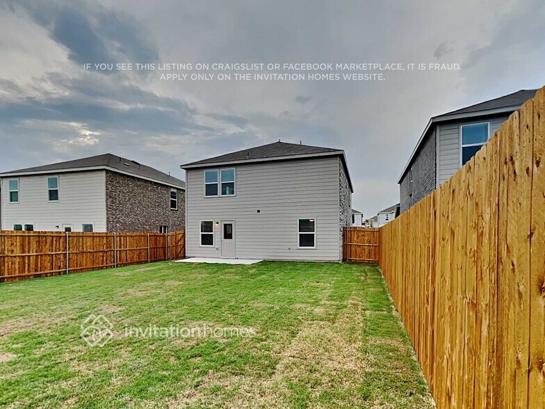 Building Photo - 1425 Embrook Trl