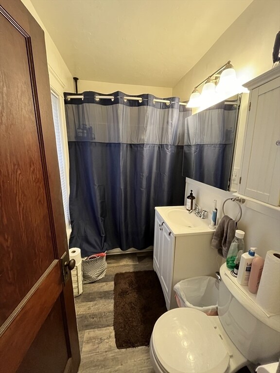 Building Photo - 16-18-18 Oak Hill Rd