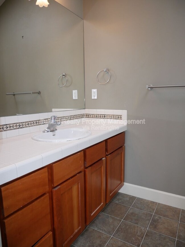 Building Photo - 1415 NW 61st St