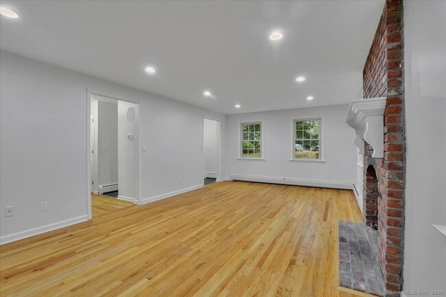 Building Photo - 77 Hemlock Ridge