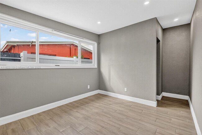 Building Photo - 1510 NW 176th Terrace