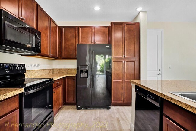 Building Photo - 4665 Windmill Ln
