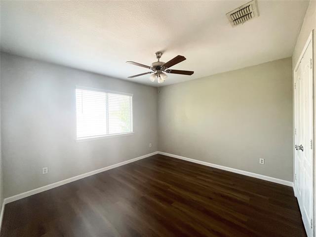 Building Photo - 4707 Sunflower Dr