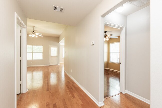 Building Photo - 3910 Enclave Mist Ln