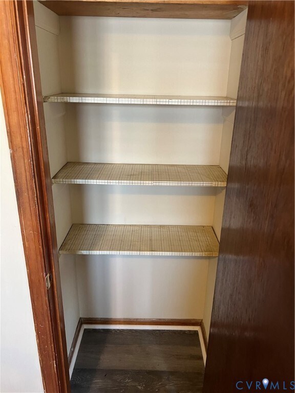 Building Photo - 901 Cedar Level Rd