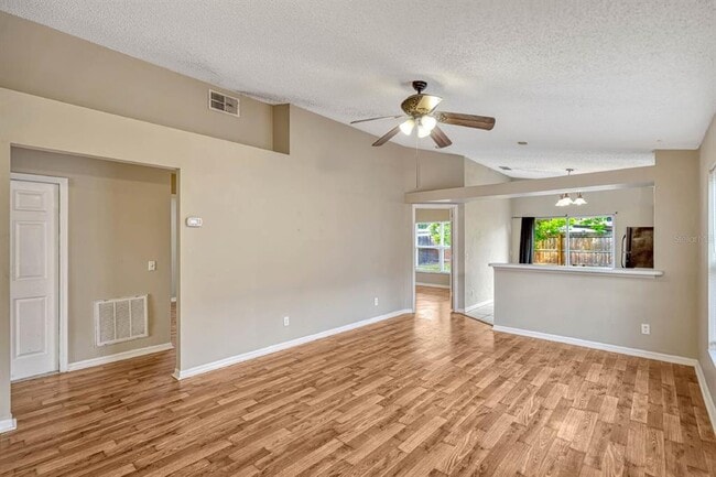 Building Photo - 1508 Sunset View Cir