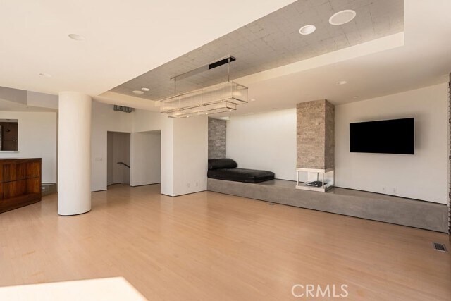 Building Photo - 920 Skyline Dr