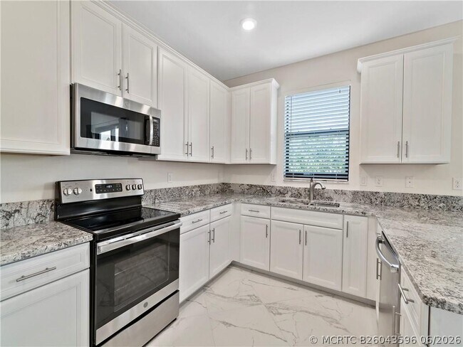 Building Photo - 13056 Anthorne Ln