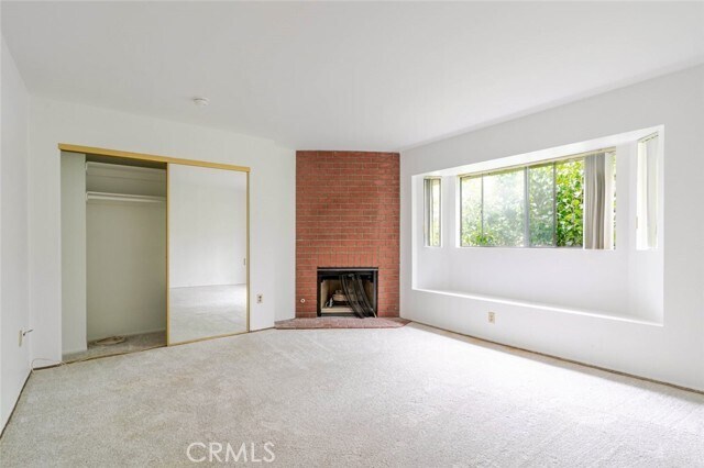 Building Photo - 10229 Variel Ave