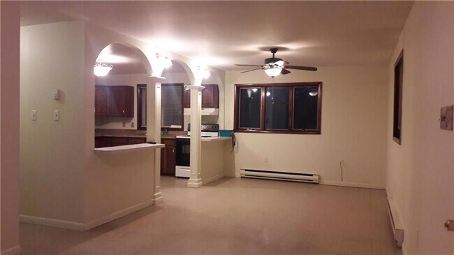 Building Photo - 212 Signorile Ln