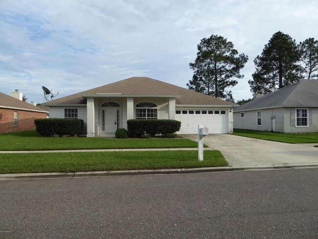 Primary Photo - Beautiful Sigle Home