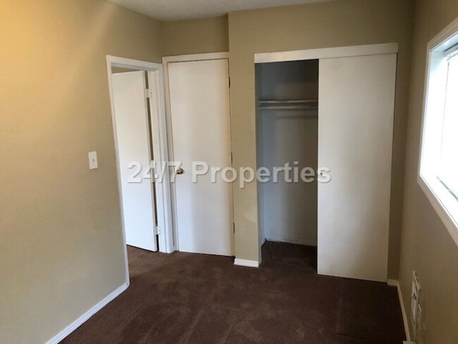 Building Photo - 2024-304MF