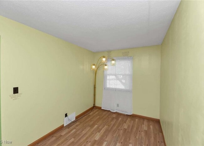 Building Photo - 9117 Wil Verne Dr