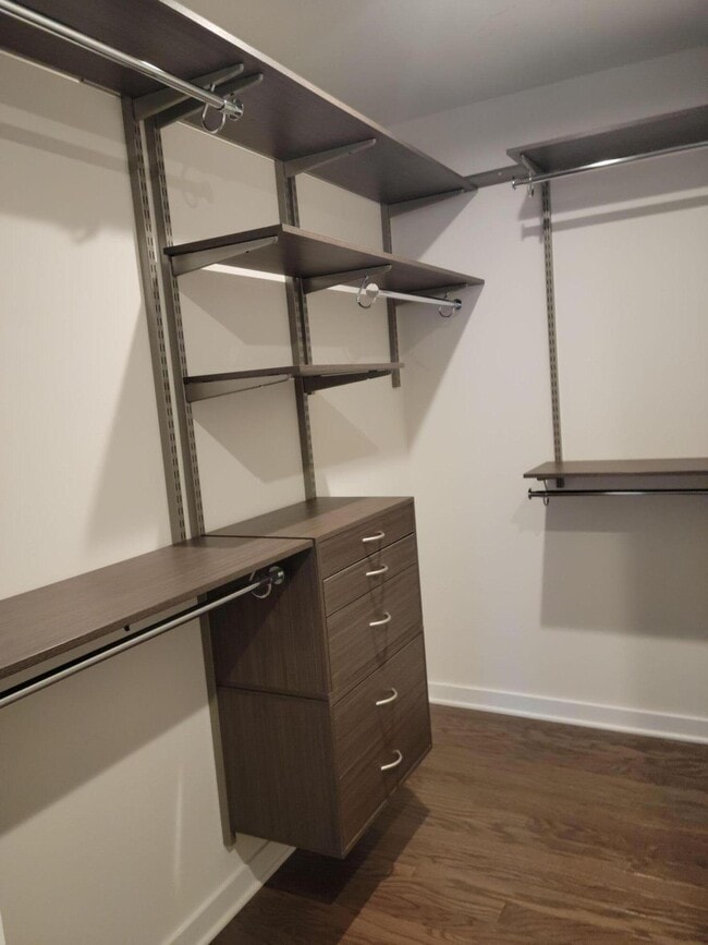 Building Photo - 2859 Hardwick Rd