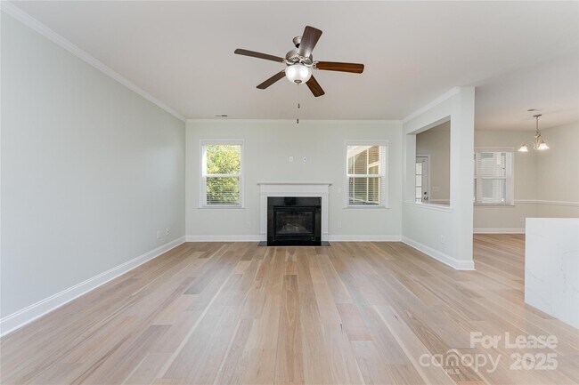 Building Photo - 139 Brackenbury Ln