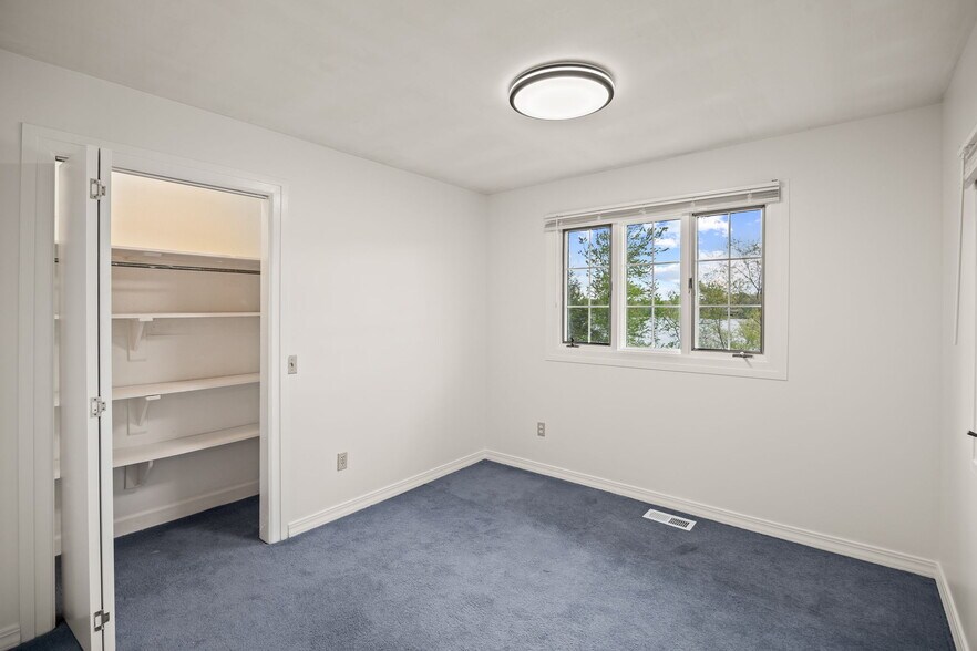 Building Photo - 258 Idlewild Dr