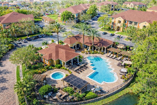 Building Photo - For Rent Beautiful  2/2 First Floor Condo at the Crest close to UCF and Valencia College !!!