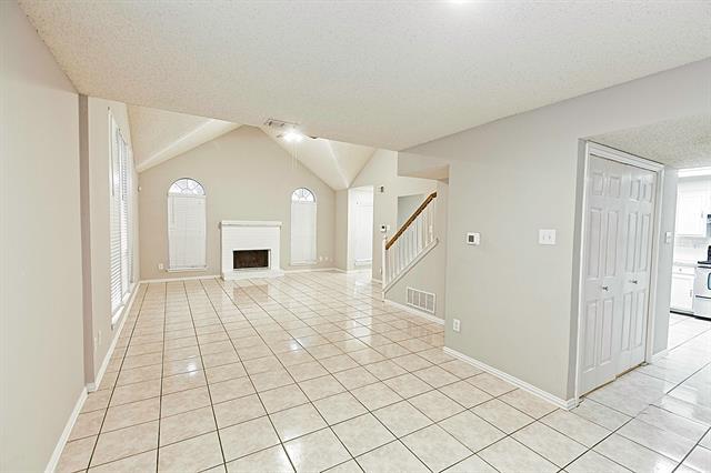 Building Photo - 1321 Overlook Dr