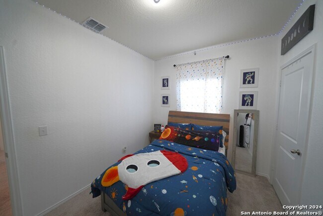 Building Photo - Charming Home Now Available in the Liberte...