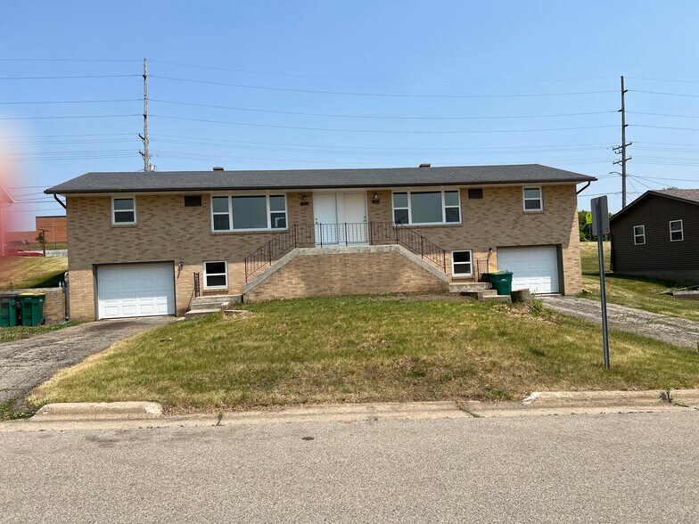 Building Photo - 110 Ridge Dr