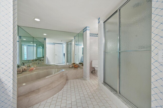 Building Photo - 3360 S Ocean Blvd