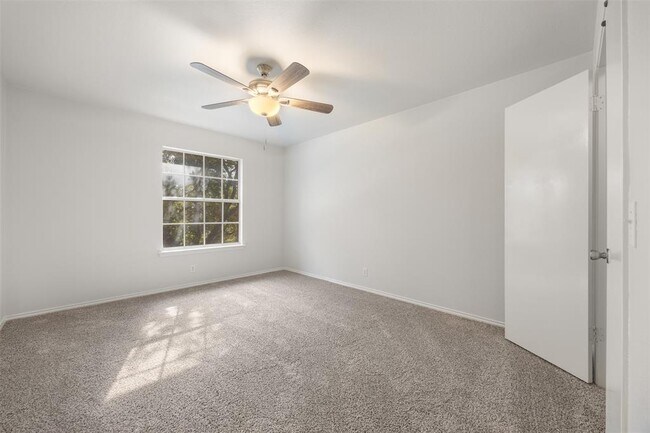 Building Photo - 7016 Albacete Ln