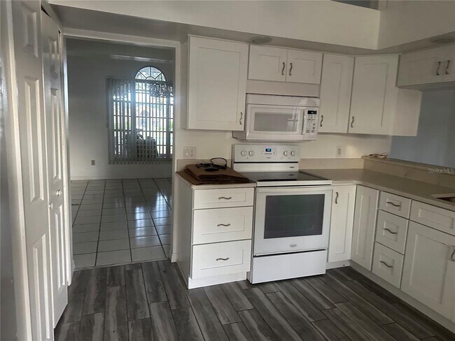 Building Photo - 1002 Shawnda Ln